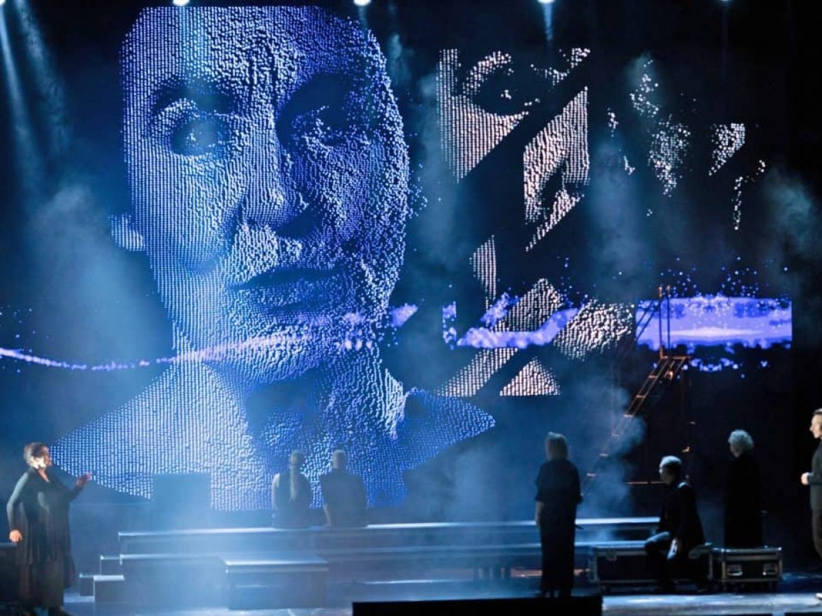 «Όμορφη Πόλη – 100 χρόνια Μίκης Θεοδωράκης»