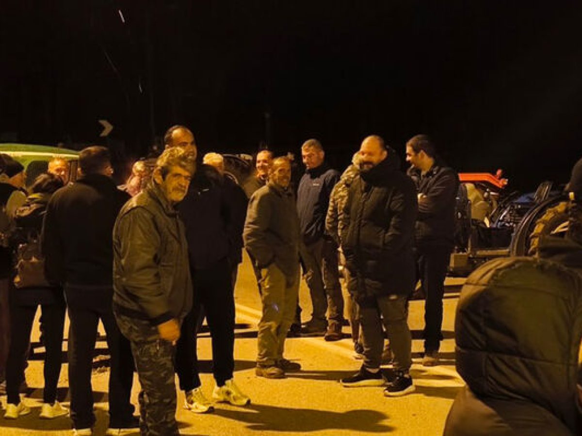 &Alpha;&pi;&omicron;&phi;&alpha;&sigma;&iota;&sigma;&mu;έ&nu;&omicron;&iota; &sigma;&upsilon;&nu;&epsilon;&chi;ί&zeta;&omicron;&upsilon;&nu; &alpha;&gamma;&rho;ό&tau;&epsilon;&sigmaf; &sigma;&epsilon; &Sigma;&tau;&epsilon;&rho;&epsilon;ά &kappa;&alpha;&iota; &Epsilon;ύ&beta;&omicron;&iota;&alpha; &ndash; &Alpha;&nu;&omicron;&iota;&chi;&tau;ά &alpha;&pi;ό &tau;&eta;&nu; &Tau;&rho;ί&tau;&eta; &tau;&alpha; &mu;&pi;&lambda;ό&kappa;&alpha; &gamma;&iota;&alpha; &tau;&eta;&nu; &delta;&iota;&epsilon;&upsilon;&kappa;ό&lambda;&upsilon;&nu;&sigma;&eta; &tau;&omega;&nu; &epsilon;&kappa;&delta;&rho;&omicron;&mu;έ&omega;&nu; (VIDEO &ndash; &Phi;&Omega;&Tau;&Omicron;)