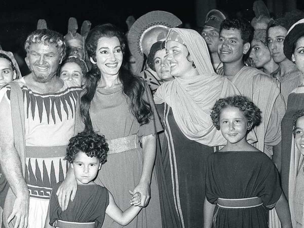 Έφυγε από τη ζωή η Κική Μορφωνιού: Από τα Πατήσια στην Επίδαυρο, στο πλευρό της Μαρίας Κάλλας