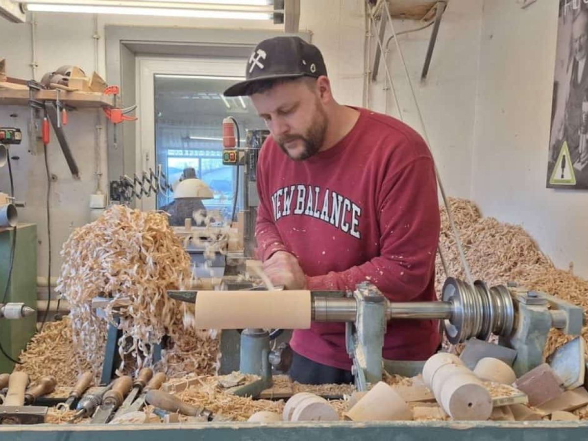 Γερμανία: Στο Σάιφεν η τέχνη των ξύλινων παιχνιδιών περνά από γενιά σε γενιά εδώ και 300 χρόνια