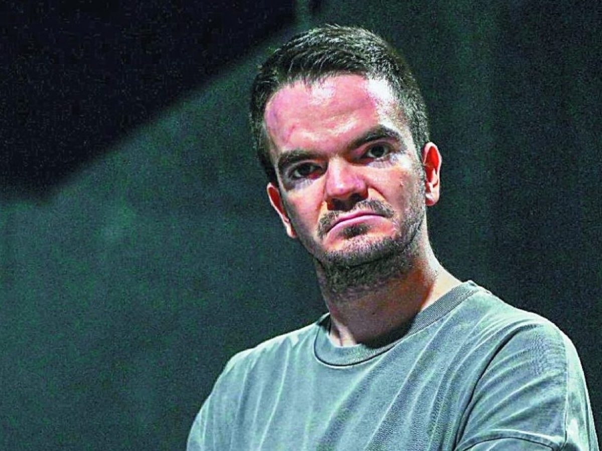 Αλέξανδρος Διαμαντής: «Ο Σαίξπηρ είχε επίγνωση ότι ο θάνατος είναι μαυρίλα»