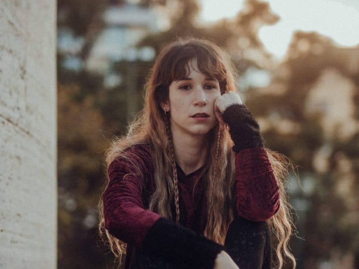 Αλίκη Στενού: «…ταυτόχρονα, ένθεος και απολύτως πεπερασμένος…»