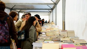 29ο Παζάρι Βιβλίου στην Πλατεία Κλαυθμώνος με πάνω από 9.000 τίτλους βιβλίων