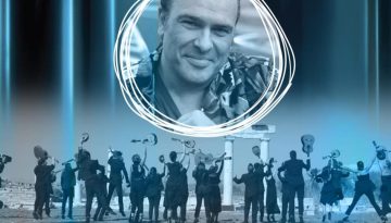 «Δύο επέτειοι, μία σκηνή»