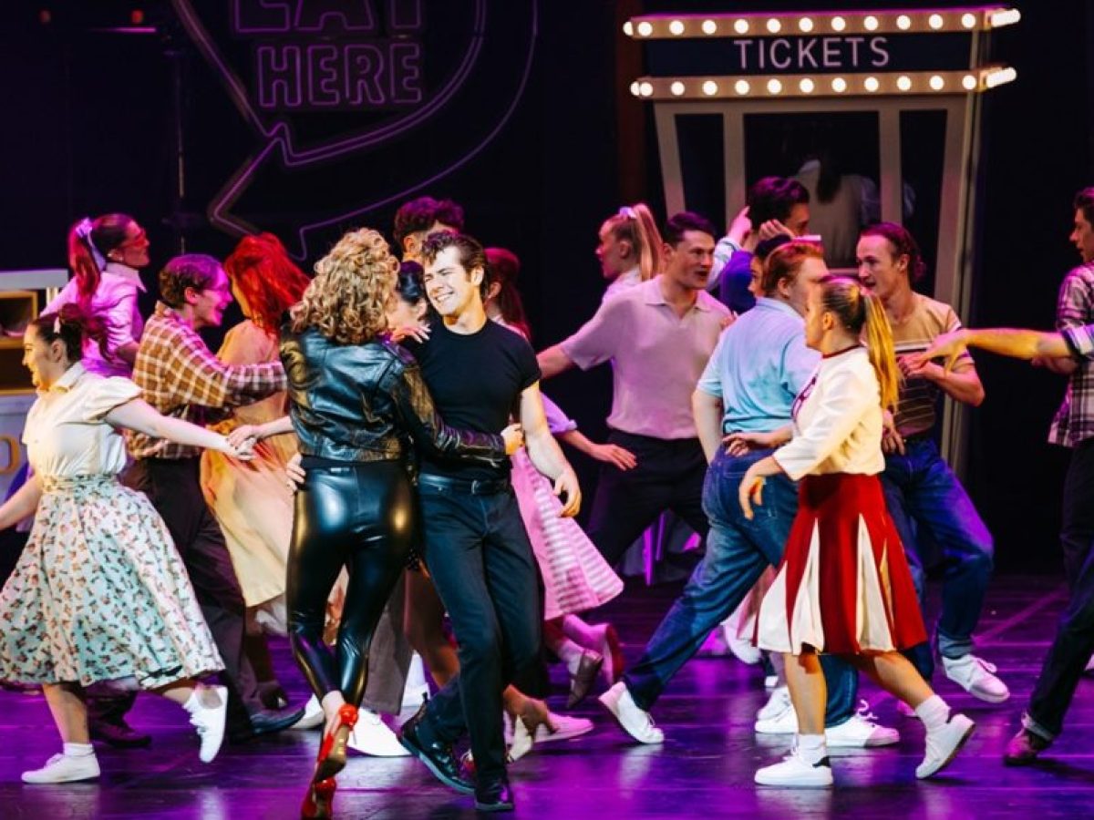 Grease The Musical, των Jim Jacobs & Warren Casey στο Christmas Theater
