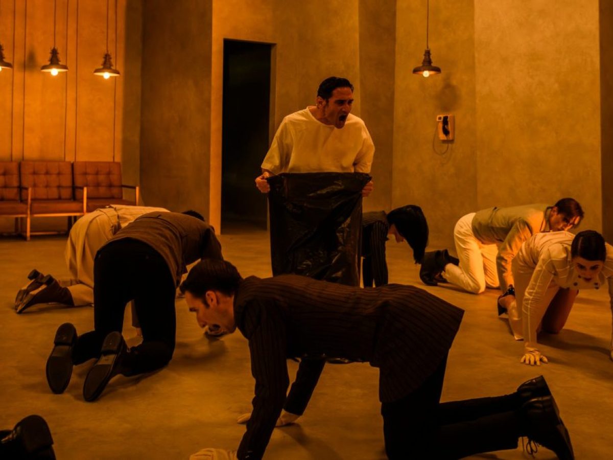 «Η Δίκη» του Φραντς Κάφκα: Κόντρα στον λόγο