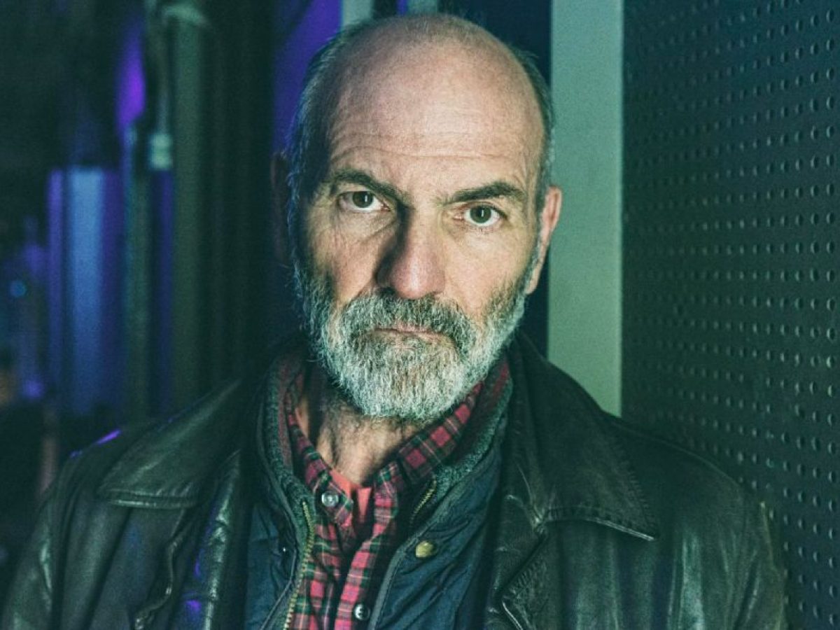 «Η έρημη χώρα του T.S. Eliot – Το εργοστάσιο των ποιημάτων» από τον Ακύλλα Καραζήση στο Μέγαρο Μουσικής Αθηνών