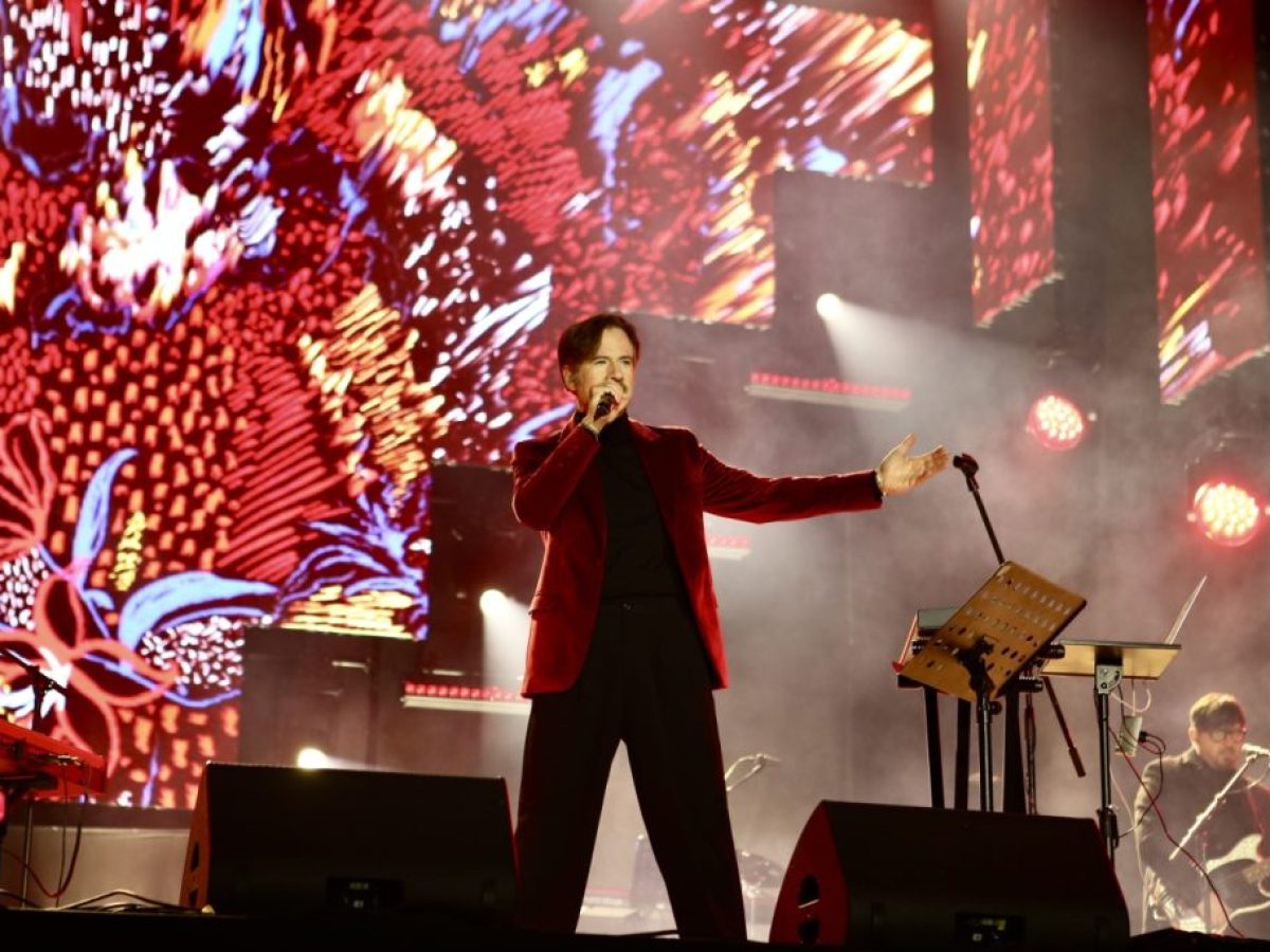 Η Αθήνα καλωσόρισε το 2026 με μουσική, drone show και αθόρυβα πυροτεχνήματα