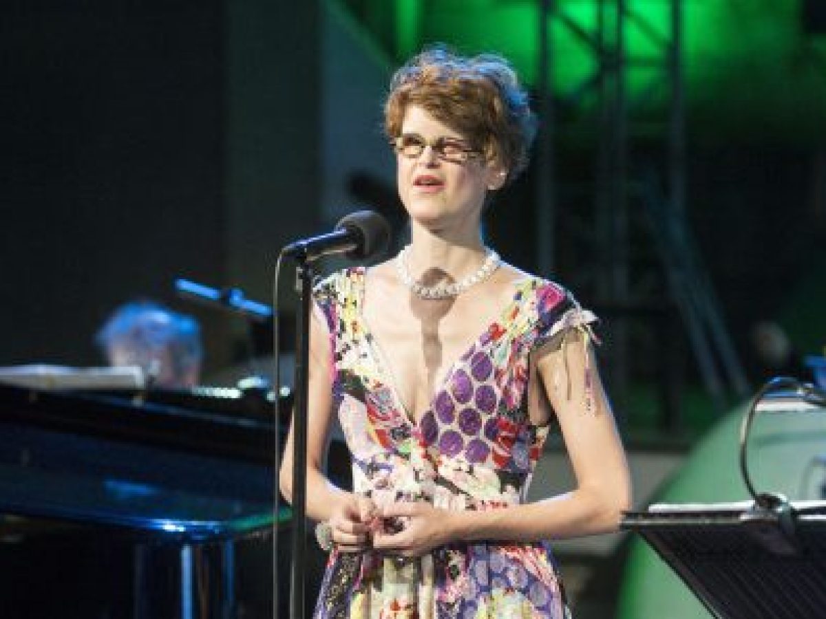 Λένια Ζαφειροπούλου: «Χρειάζεται ένα αντικίνημα στη μανία της αυτοβελτίωσης»