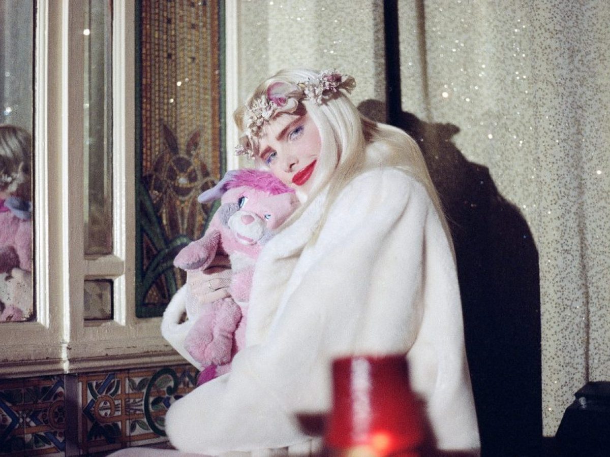 Μια ταινία για την Τσιτσιολίνα – “Diva Futura” και η εποχή της απενοχοποίησης