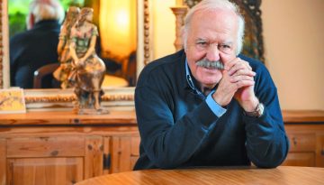 Νίκος Κουτελιδάκης: «Με ενδιαφέρει πολύ το κοινό, τέτοιος σκηνοθέτης είμαι»