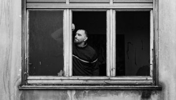 Ο Κόσμος Είναι Ένας: Κωνσταντίνος Βήτα / Γιάννης Ρίτσος στο θέατρο Ολύμπια