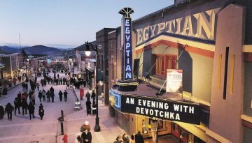 Σάντανς: Το ανεξάρτητο σινεμά παίρνει τ’ όπλο του και «πυροβολεί» τον ICE