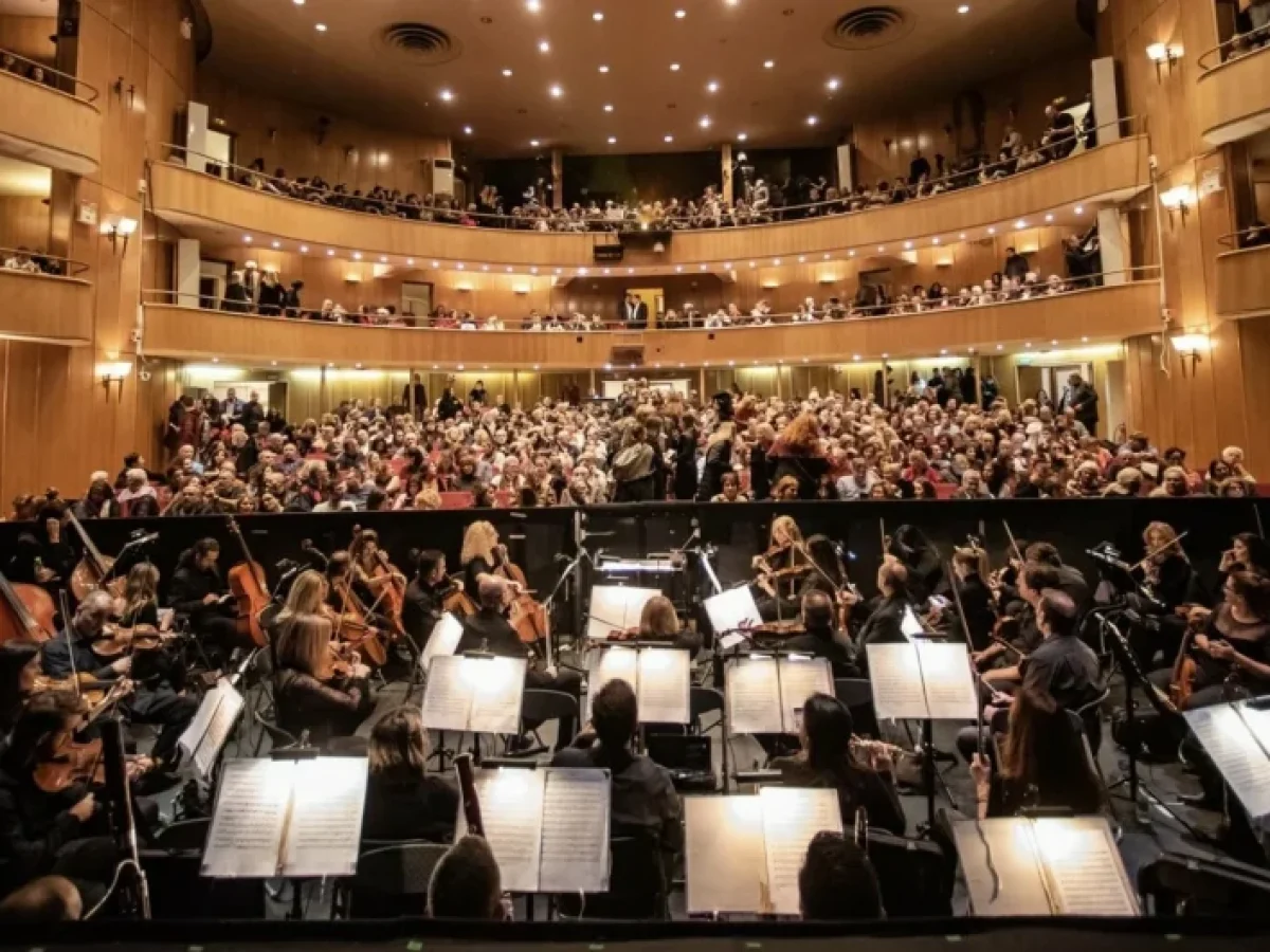 «Σινέ Μαριάννα» του Νίκου Πλατύραχου – Η Ορχήστρα Σύγχρονης Μουσικής και η Χορωδία της ΕΡΤ σε μια μοναδική συναυλία στο Θέατρο Ολύμπια | Σάββατο 27.01.2026