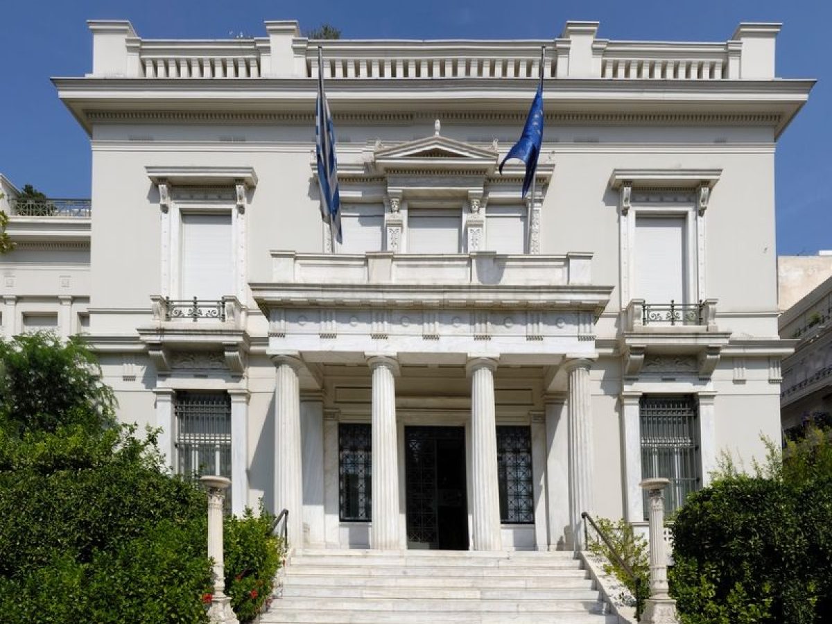 Συνεργασία Μουσείου Μπενάκη με την Rolex –  «Επίσημο ρολόι»