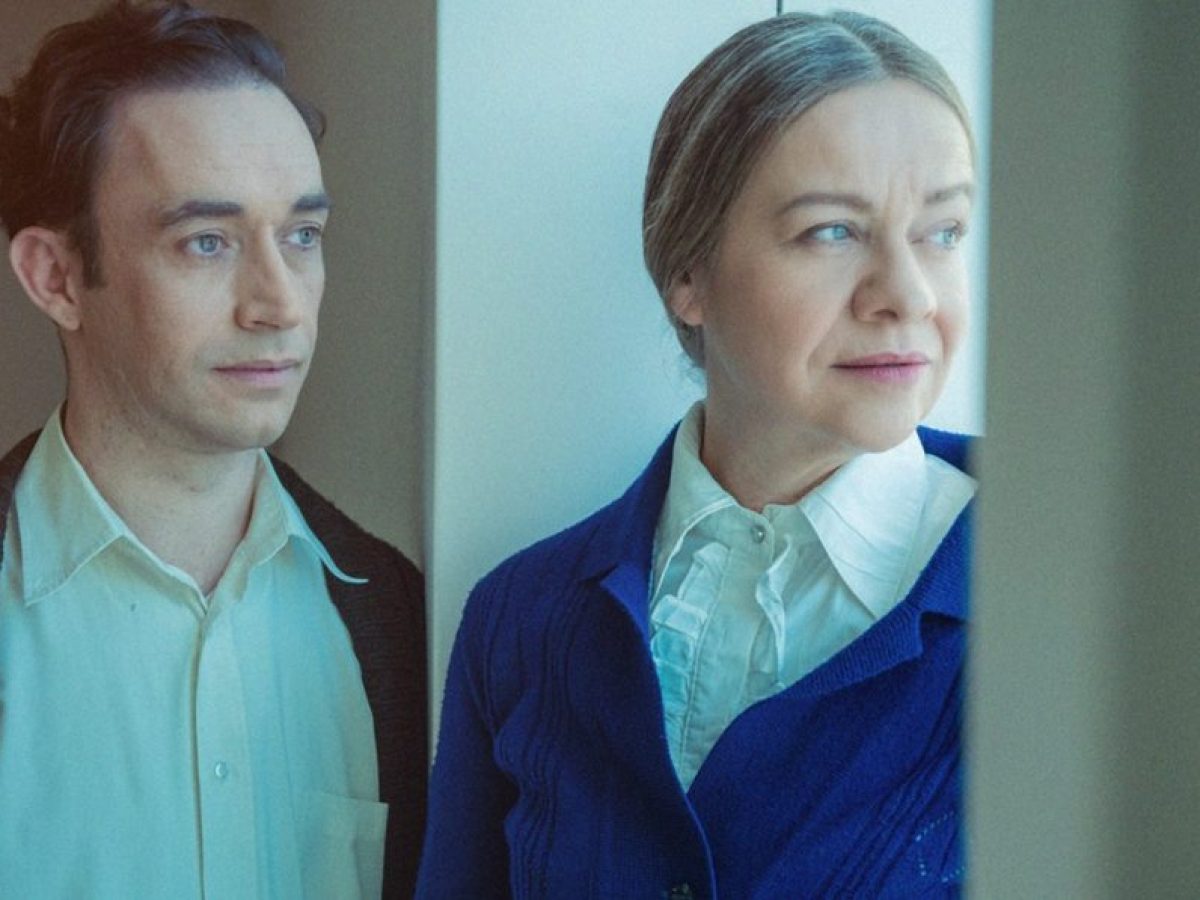 Το θεατρικό έργο «Μπεν και Ίμο» του Μαρκ Ρέιβενχιλ στην Εναλλακτική Σκηνή ΕΛΣ