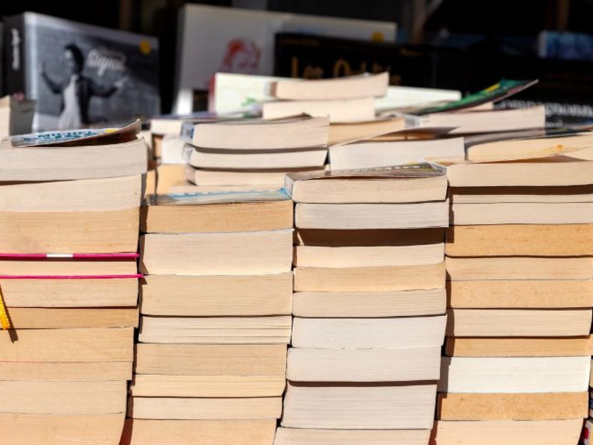 Βιβλιοφιλικός «Πυρετός» στην Αθήνα: Όλα όσα πρέπει να ξέρεις για το 29ο Παζάρι Βιβλίου που ξεκινά σήμερα