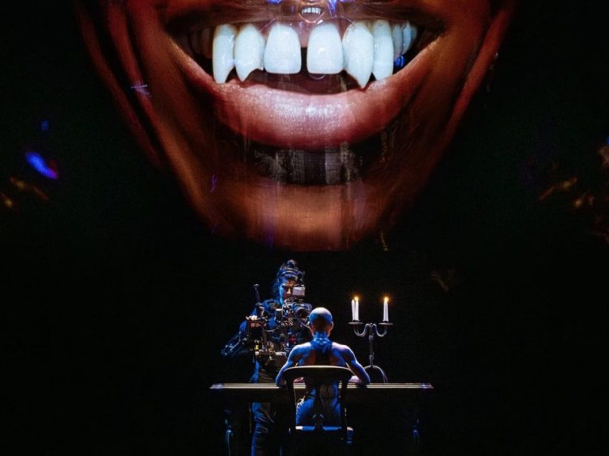 Dracula: όταν βλέπεις την τέχνη να γεννιέται [και μένεις μετέωρος, όπως και εκείνη]