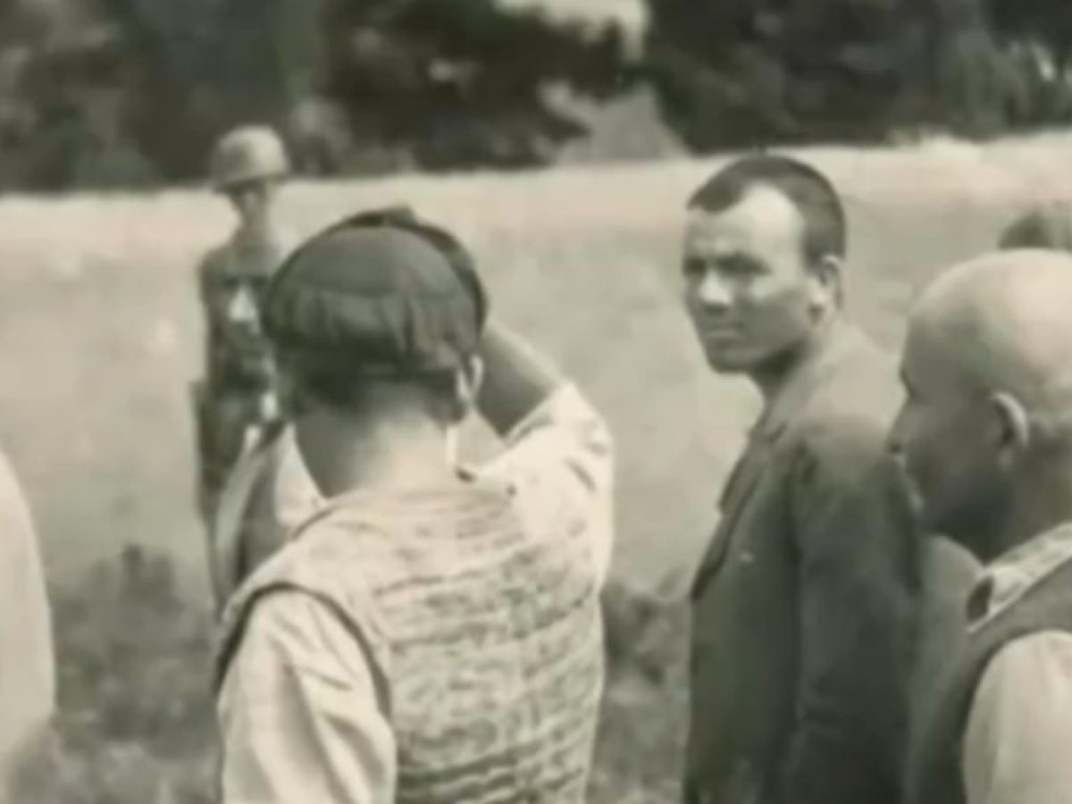 Οι πρώτες δηλώσεις του συλλέκτη στο ΕΡΤnews: «Χαρούμενος και ανακουφισμένος» για την πιστοποίηση των φωτογραφιών της Καισαριανής