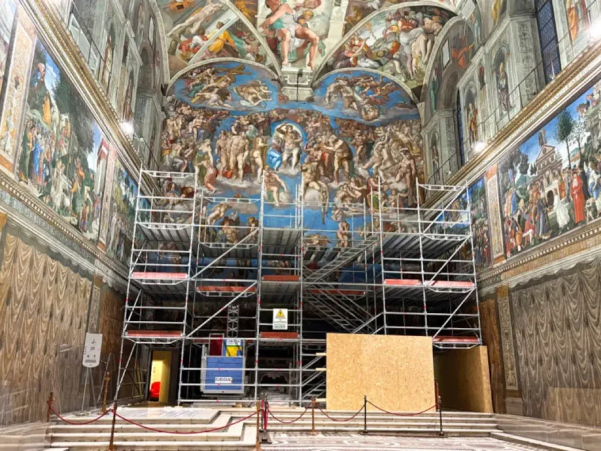 Καπέλα Σιξτίνα: Θόλωσε η «Μεγάλη Κρίση» του Μιχαήλ Άγγελου από τους επισκέπτες – Τρεις μήνες θα κρατήσει η αποκατάσταση