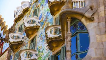 Σύγχρονη τέχνη στα «σωθικά» του Γκαουντί