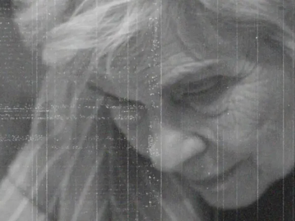 Το απόφθεγμα της ημέρας από την Κική Δημουλά: «Αυτοί που αγαπάμε είμαστε…»