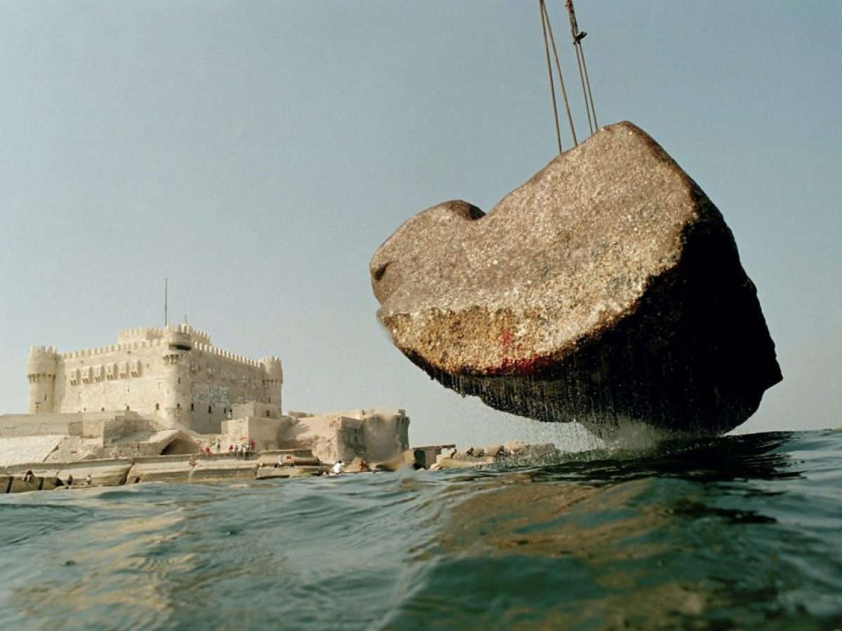 Ανασύρθηκε από τον βυθό ο Φάρος της Αλεξάνδρειας – Πώς θα γίνει η ανασύνθεση του αρχαίου θαύματος