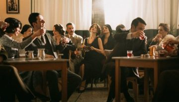 “ASTORIA” στο Θέατρο Παλλάς: Μια μουσικοθεατρική παράσταση για εκείνους που έφτιαξαν μια ολόκληρη ελληνική κοινότητα στην Αστόρια της Νέας Υόρκης