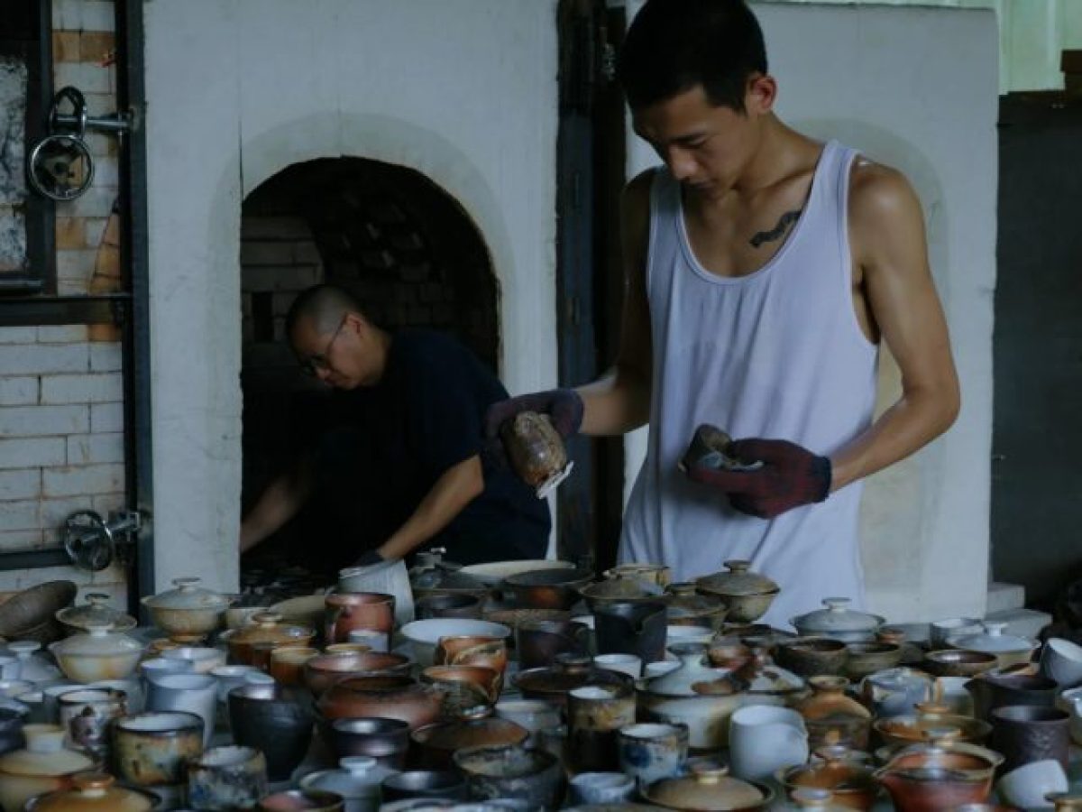 “In Over Our Heads” στο 1927 Art Space: Οι Clay Masters ενώνουν τις δυνάμεις τους σε μια έκθεση ανάμεσα στον πηλό και την κινούμενη εικόνα