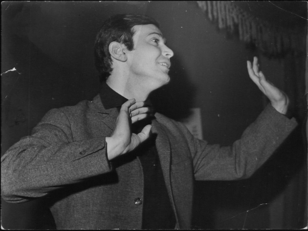 Αυτός, ο Γιώργος Μαρίνος – Ο showman που έλαμψε για να φωτιστούν όλοι οι άλλοι