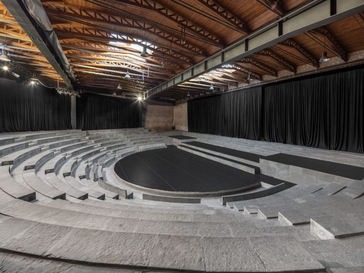 Εθνικό Θέατρο: Ζητά επανεξέταση του νομοσχεδίου για την Ανώτατη Σχολή Παραστατικών Τεχνών