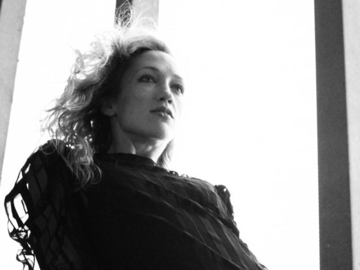 Η διεθνούς φήμης Α’ Χορεύτρια Ξένια Οβσιάνικ μιλάει στο ελc για τη Λίμνη …του Κωνσταντίνου Ρήγου με τους κύκνους από το Μπαλέτο της Εθνικής Λυρικής Σκηνής