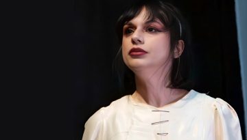 Η σκηνοθέτις και ηθοποιός Μαρία Κατσιώνη «θεᾶται» τη σημερινή μορφή του θεάτρου
