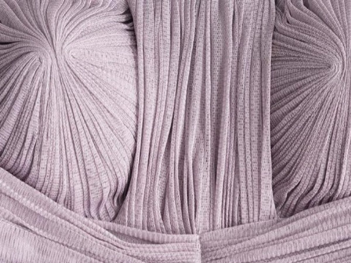 Μουσείο Μπενάκη: Εικαστική έκθεση «Είσαι ό,τι φοράς/What you wear is what you are»