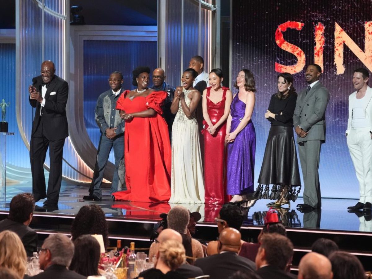 Όταν οι ηθοποιοί τιμούν τους ηθοποιούς: Η βραδιά των SAG στο Λος Άντζελες