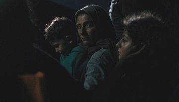 I Was a Stranger: Ταινία του Μπραντ Άντερσεν για το προσφυγικό