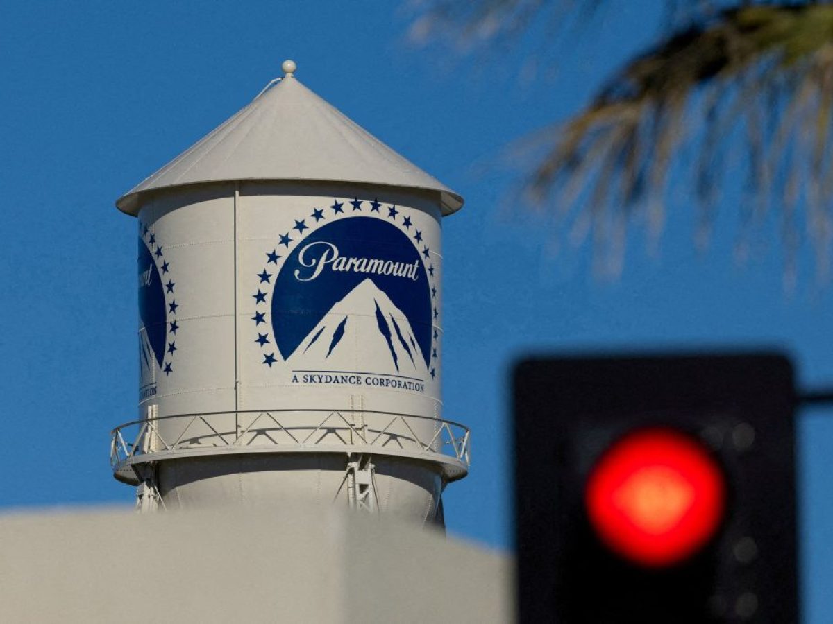 Χόλιγουντ: Κόλαφος Λάνθιμου κι άλλων αστέρων κατά του deal-μαμούθ Paramount με Warner Bros