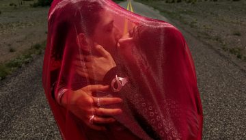 Έκθεση “Can Love Be a Photograph”: 40 χρόνια Inez & Vinoodh στη Χάγη
