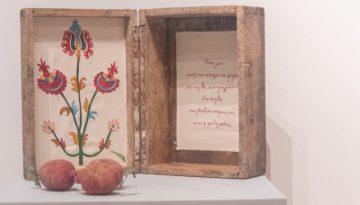 «Ιδέες & Σύμβολα» στο Ίδρυμα Τηνιακού Πολιτισμού: 25 Έλληνες καλλιτέχνες προσεγγίζουν σύμβολα με βαθιές ρίζες στον ελληνικό πολιτισμό