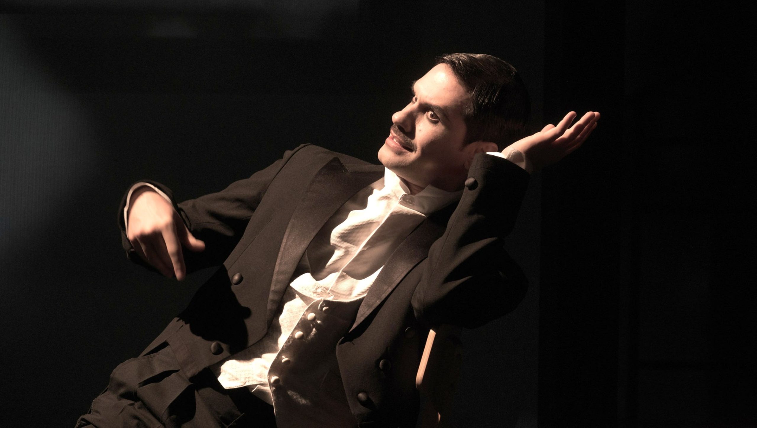 ekinos-pou-eklepse-ti-mera