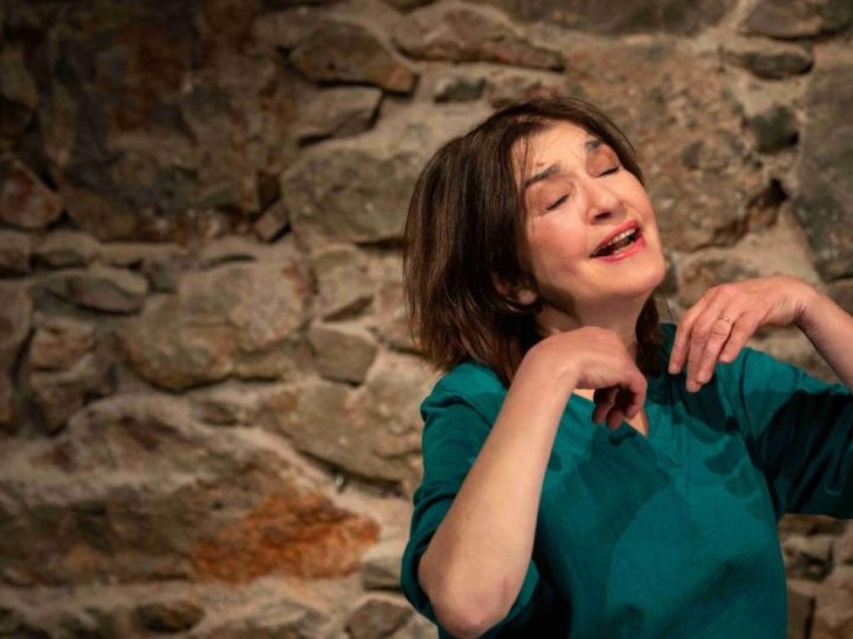 &laquo;&Eta; &Alpha;&phi;&eta;&gamma;ή&tau;&rho;&iota;&alpha; &Tau;&alpha;&iota;&nu;&iota;ώ&nu;&raquo; &sigma;&tau;&omicron; Calderone Art Space