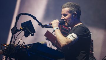 Οι Massive Attack κυκλοφόρησαν νέο single σε συνεργασία με τον Τομ Γουέιτς