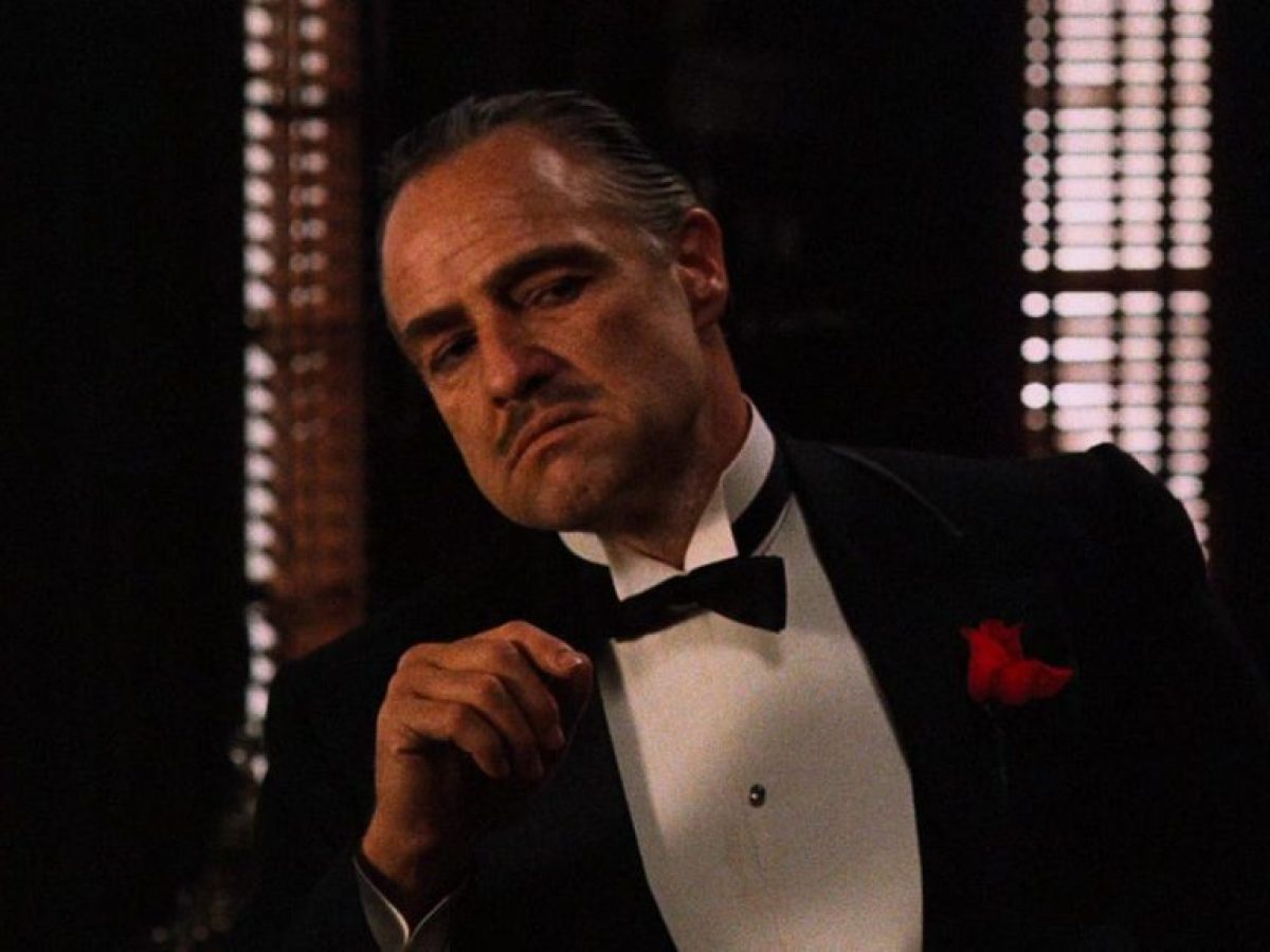 &Alpha;&phi;ή&sigma;&tau;&epsilon; ή&sigma;&upsilon;&chi;&omicron; &tau;&omicron; Godfather &sigma;&tau;&omicron; &Chi;ό&lambda;&iota;&gamma;&omicron;&upsilon;&nu;&tau;