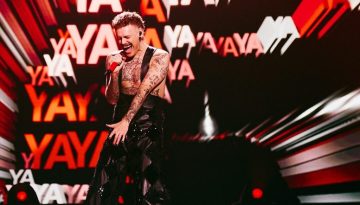 Eurovision 2026: Η Νορβηγία «έκλεισε» τον Β’ Ημιτελικό με το εκρηκτικό «YA YA YA»!