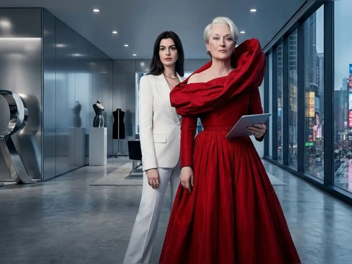 &Epsilon;&lambda;&lambda;&eta;&nu;&iota;&kappa;ό box-office: &Kappa;&alpha;&iota; &eta; &Epsilon;&lambda;&lambda;ά&delta;&alpha;&hellip; &laquo;&Phi;&omicron;&rho;ά&epsilon;&iota; Prada&raquo;.