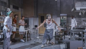 Η «Κουζίνα» παίρνει ξανά φωτιά