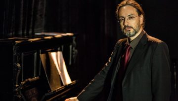 Μάριος Στρόφαλης: «…Πάντα θα υπάρχουν εκείνοι που θα γυρεύουν τις μουσικές μιας αληθινής ψυχής…»