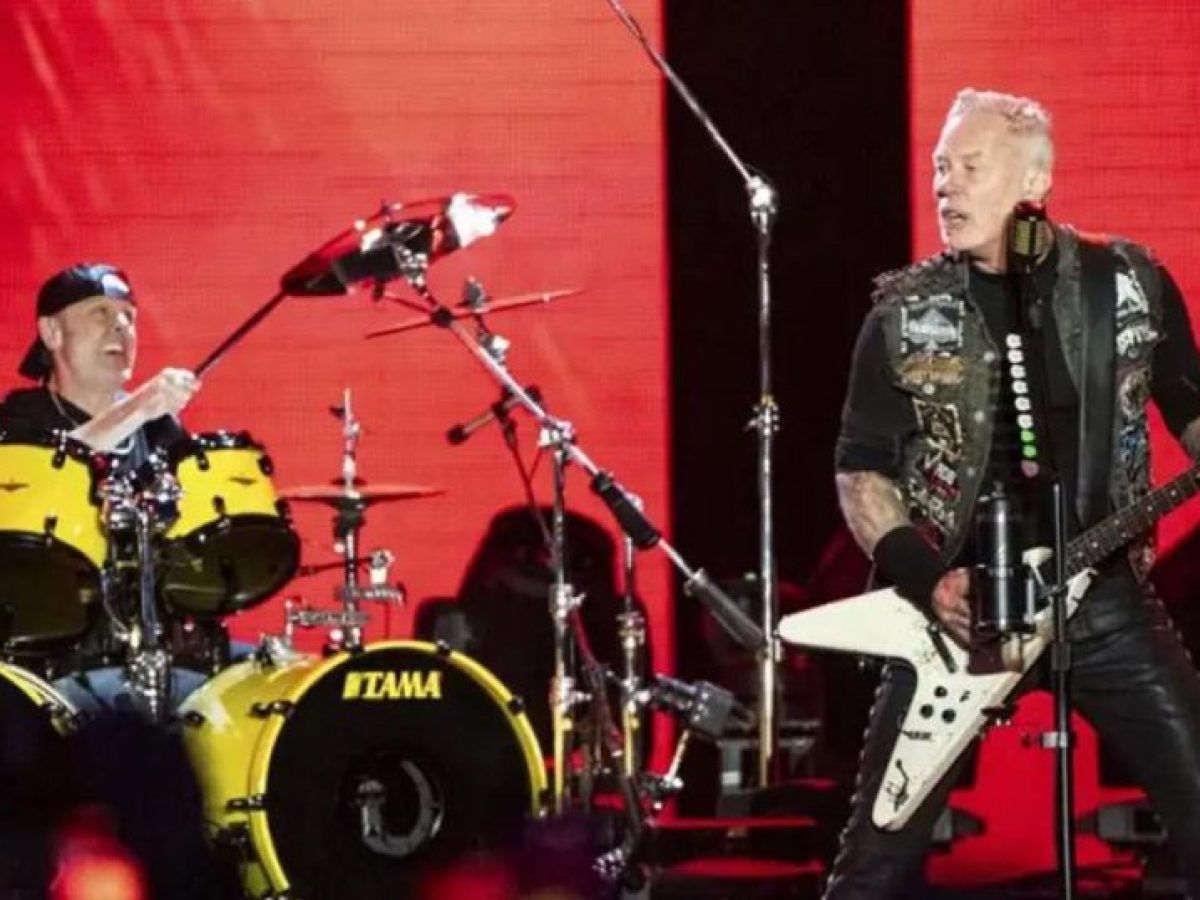 &Sigma;&upsilon;&nu;&alpha;&upsilon;&lambda;ί&alpha; &tau;&omega;&nu; Metallica &sigma;&tau;&omicron; &Omicron;&Alpha;&Kappa;&Alpha;: Ό&lambda;&alpha; ό&sigma;&alpha; &pi;&rho;έ&pi;&epsilon;&iota; &nu;&alpha; &gamma;&nu;&omega;&rho;ί&zeta;&epsilon;&tau;&epsilon;