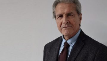 Θεόδωρος Στάθης: «… παρακολουθούμε, αδύναμοι να παρέμβουμε»