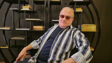 Άρης Δαβαράκης: «…γιορτή των τραγουδιών που αντέχουν στον χρόνο…»